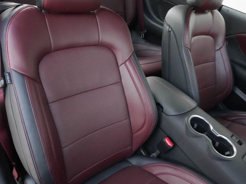 Used 2025 Ford Mustang GT Premium RWD image 14