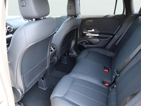 New 2026 Mercedes-Benz GLA 250 4MATIC image 21