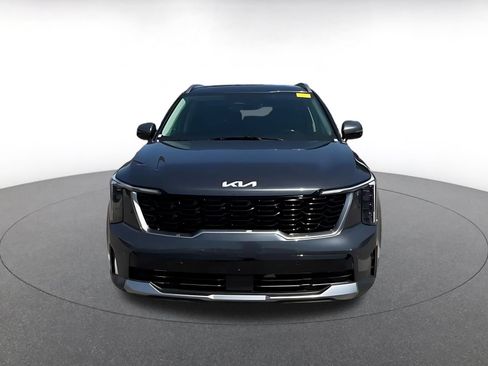 Used 2024 Kia Sorento S FWD image 4