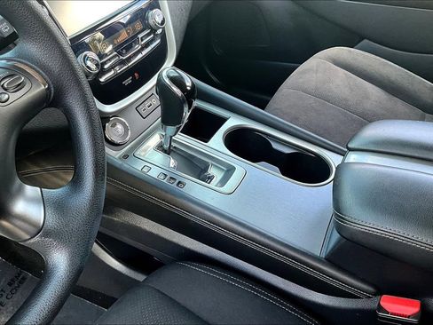 Used 2019 Nissan Murano S AWD/4WD image 17