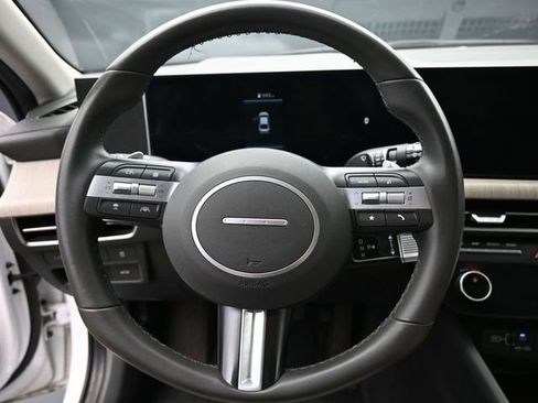 Used 2025 Hyundai Sonata SEL image 23