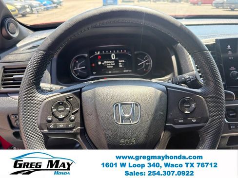 Used 2025 Honda Passport EX-L image 16
