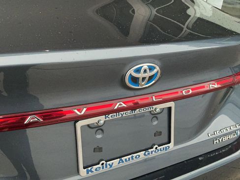 Used 2020 Toyota Avalon Limited w/ Advanced Safety Package image 34