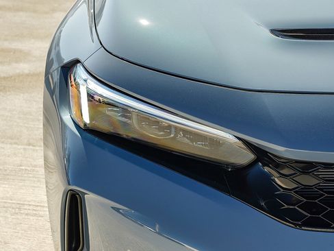 Used 2025 Honda Civic Type R image 9