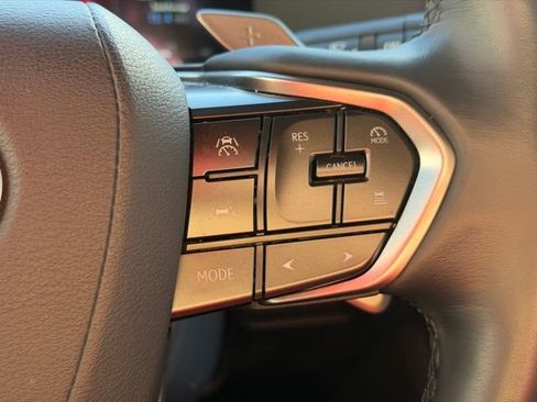 Used 2024 Lexus GX 550 AWD/4WD image 16