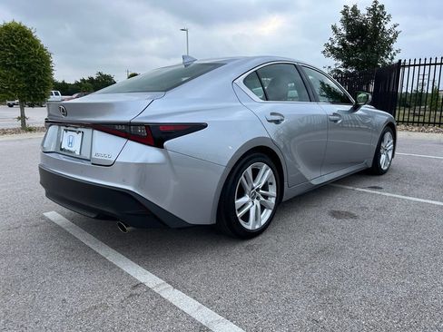 Used 2024 Lexus IS 300 w/ Comfort Package RWD image 4