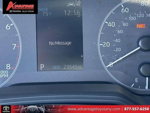 Used 2023 Toyota Corolla SE w/ Carpet Mat Package (TMS) FWD image 27