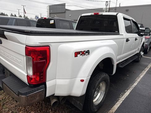 Used 2019 Ford F350 XL w/ Power Equipment Group image 3