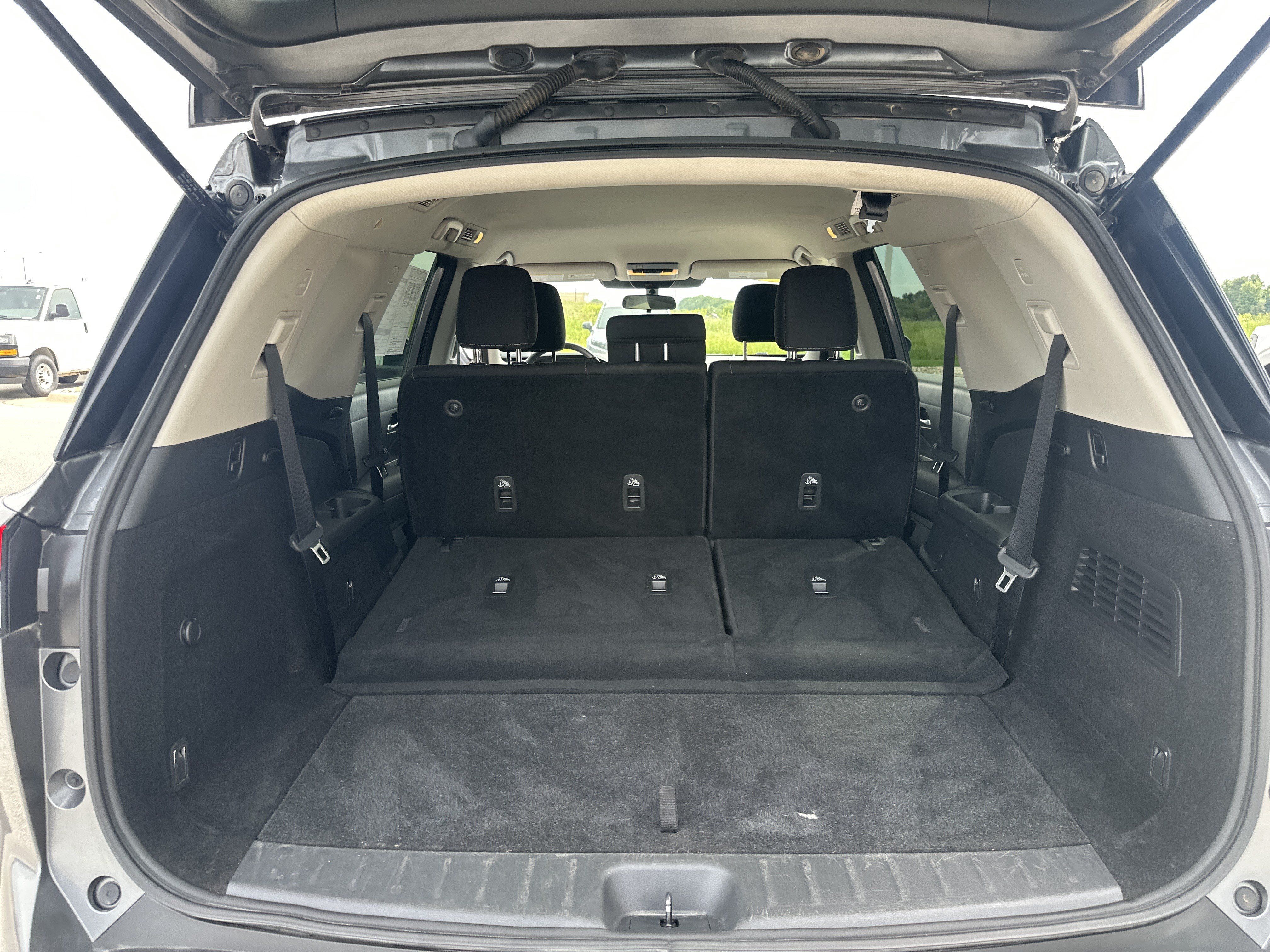 Used 2022 Nissan Pathfinder SV AWD/4WD image 30
