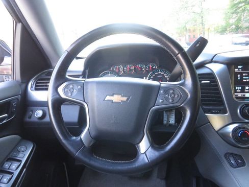 Used 2019 Chevrolet Suburban LT AWD/4WD image 14