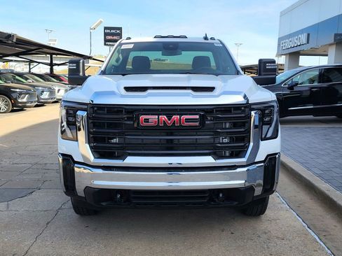 New 2026 GMC Sierra 3500 Pro w/ Convenience Package AWD/4WD image 8