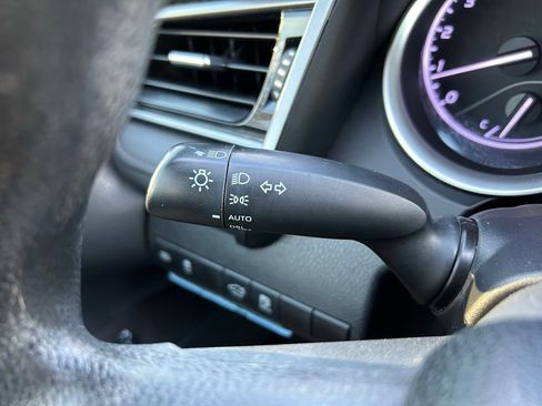 Used 2021 Toyota Camry LE image 22