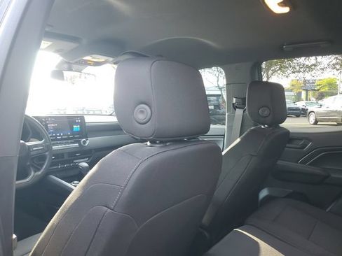 Certified 2023 Chevrolet Colorado Trail Boss w/ Advanced Trailering Package AWD/4WD image 9