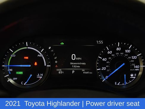 Used 2021 Toyota Highlander XLE image 11