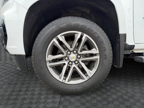 Used 2022 Chevrolet Colorado W/T w/ Custom Special Edition RWD image 22