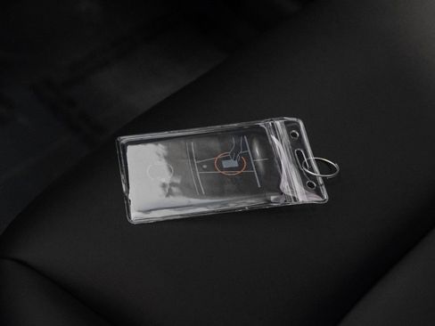 Used 2022 Tesla Model Y Long Range image 59