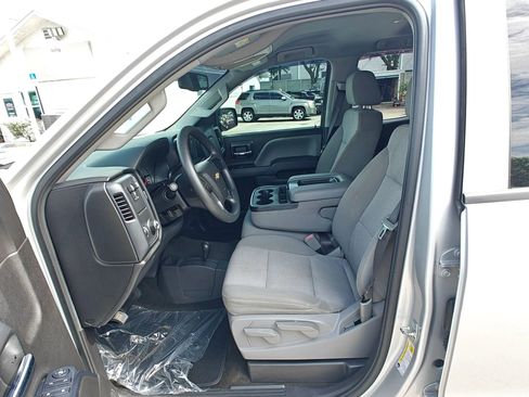 Used 2017 Chevrolet Silverado 1500 Custom w/ Custom Convenience Package AWD/4WD image 17