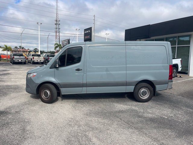 Used 2023 Mercedes-Benz Sprinter 2500 image 2