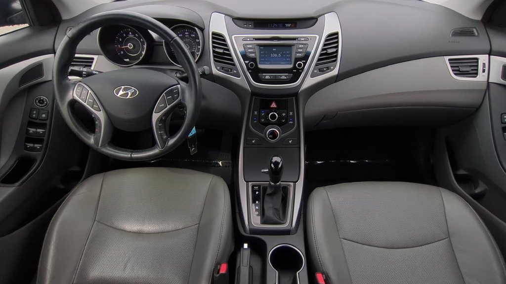Used 2015 Hyundai Elantra Limited FWD image 10