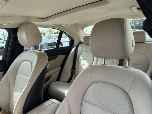 Used 2019 Mercedes-Benz C 300 Sedan image 43