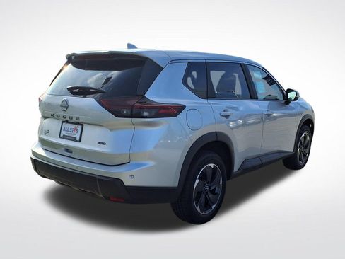 Used 2025 Nissan Rogue SV AWD/4WD image 9