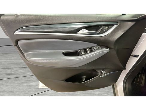 Used 2019 Buick Enclave Essence w/ Experience Buick Package AWD/4WD image 10