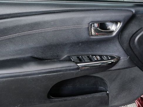 Used 2017 Toyota Avalon XLE image 6