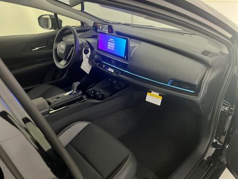 New 2026 Toyota Prius AWD image 23