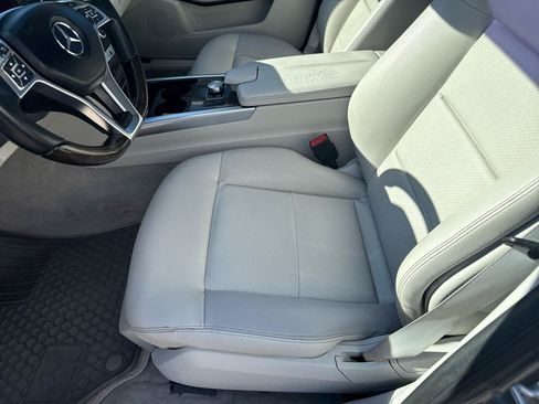 Used 2014 Mercedes-Benz E 350 Sedan image 10