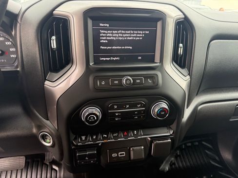 Used 2024 Chevrolet Silverado 3500 W/T image 21