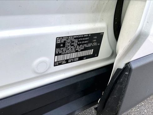 Used 2023 Toyota RAV4 XLE image 16