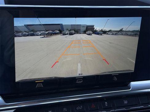 Used 2025 Chevrolet Silverado 1500 LT w/ Texas Edition Plus image 20