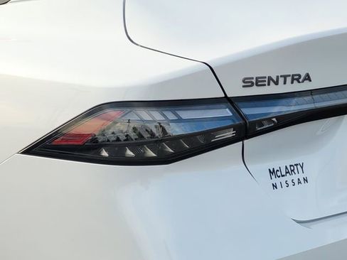 New 2026 Nissan Sentra SL w/ Floor Mat Package FWD image 9