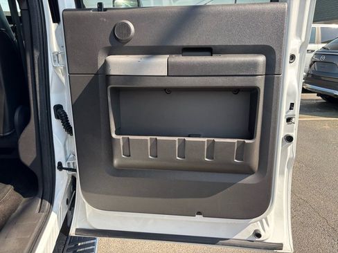 Used 2014 Ford F250 Lariat w/ Chrome Package image 23