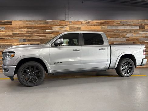 Used 2020 RAM 1500 Laramie AWD/4WD image 9