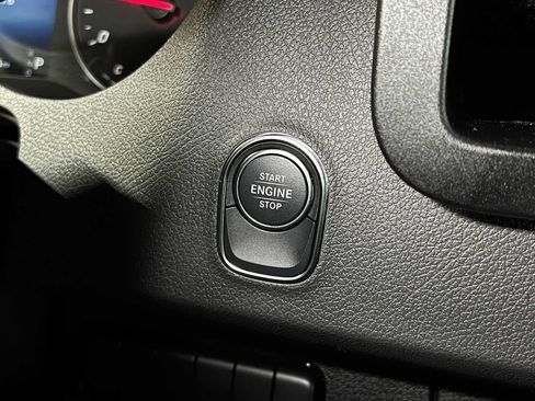 Used 2025 Mercedes-Benz Sprinter 2500 image 28