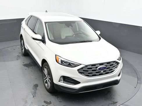 Used 2024 Ford Edge Titanium w/ Equipment Group 301A AWD/4WD image 29