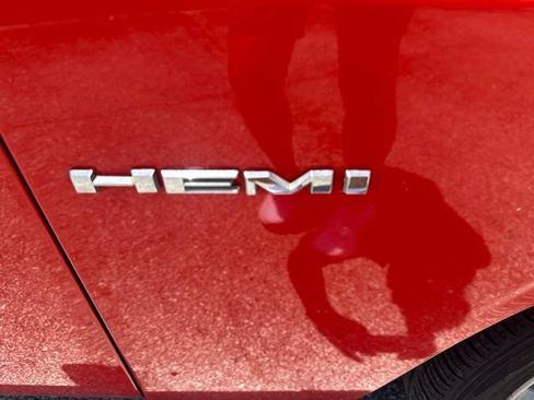Used 2020 Dodge Challenger R/T RWD image 6