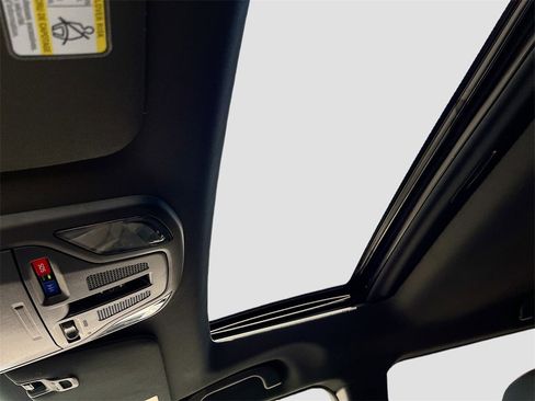 Used 2023 Subaru Outback Wilderness image 21