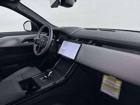 New 2026 Land Rover Range Rover Velar Dynamic SE image 27