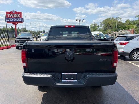 Used 2024 RAM 1500 Warlock AWD/4WD image 6