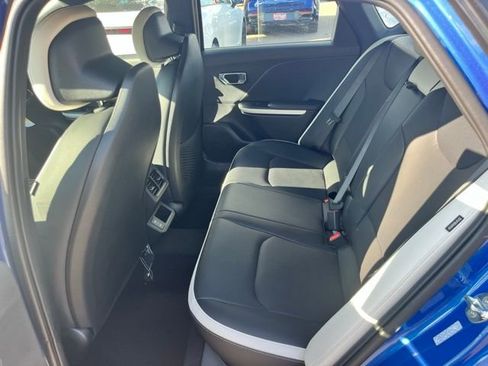 New 2025 Kia K4 GT-Line Turbo FWD image 19