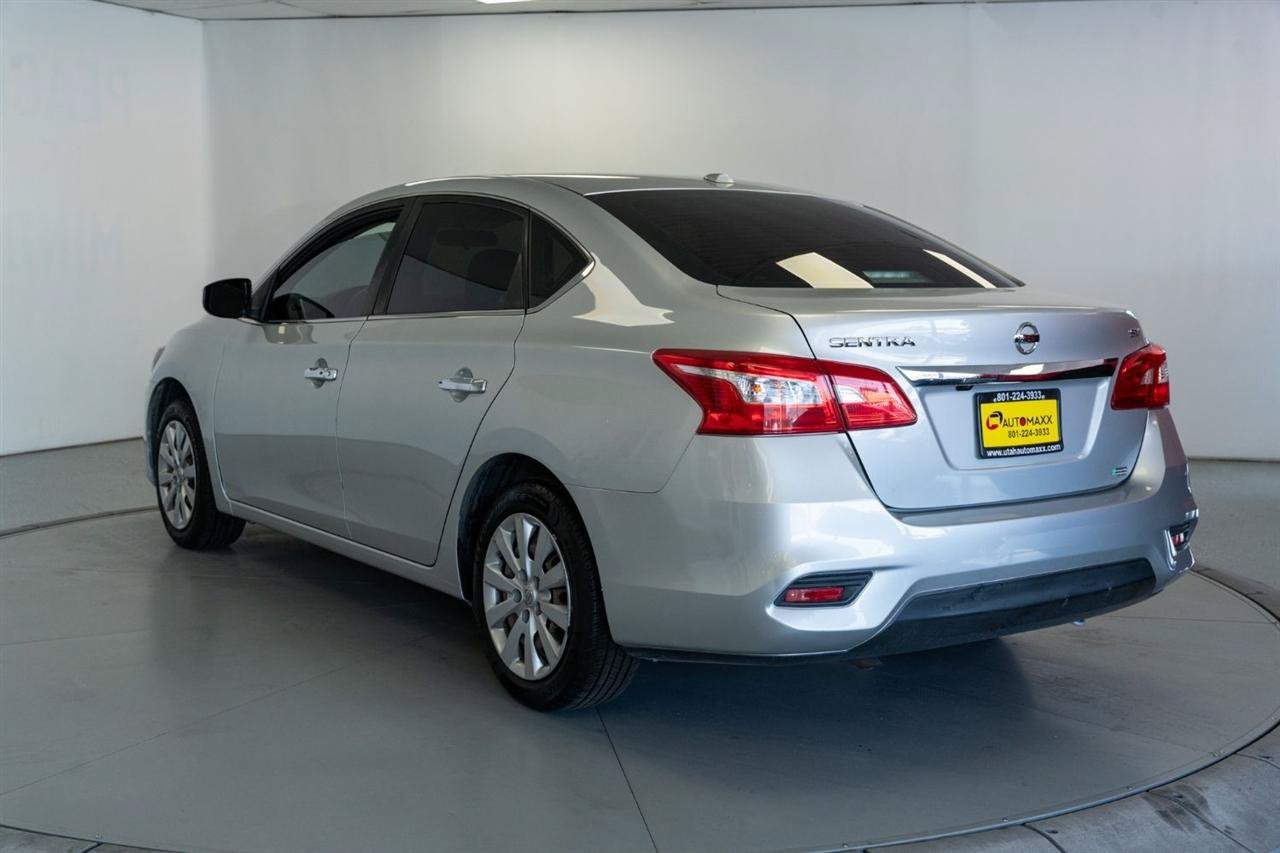 Used 2017 Nissan Sentra SV FWD image 5