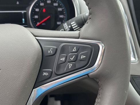 Used 2018 Chevrolet Malibu Premier w/ Premier Sun and Wheel Package FWD image 35