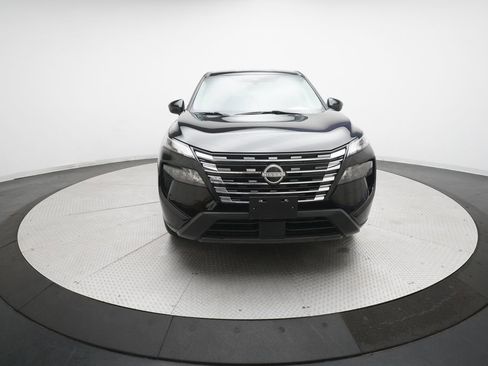 Certified 2024 Nissan Rogue SV image 11