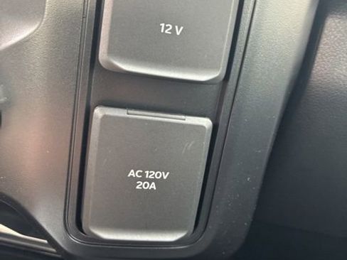 New 2026 Ford F250 Platinum image 25