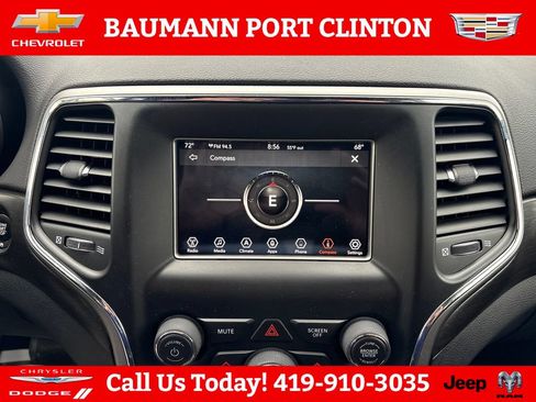 Used 2018 Jeep Grand Cherokee Laredo RWD image 19