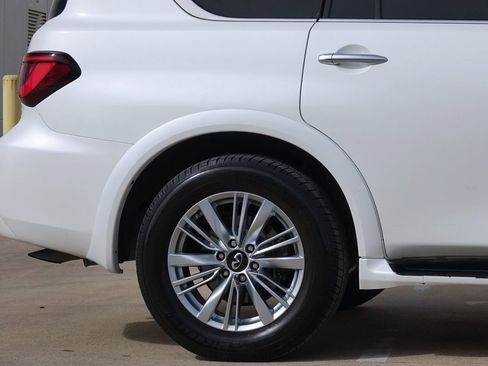 Used 2019 INFINITI QX80 Luxe w/ All-Season Package image 29