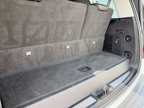 Used 2019 Chevrolet Tahoe Premier AWD/4WD image 34