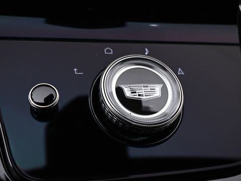 New 2026 Cadillac Escalade ESV Luxury w/ Touring Package image 33